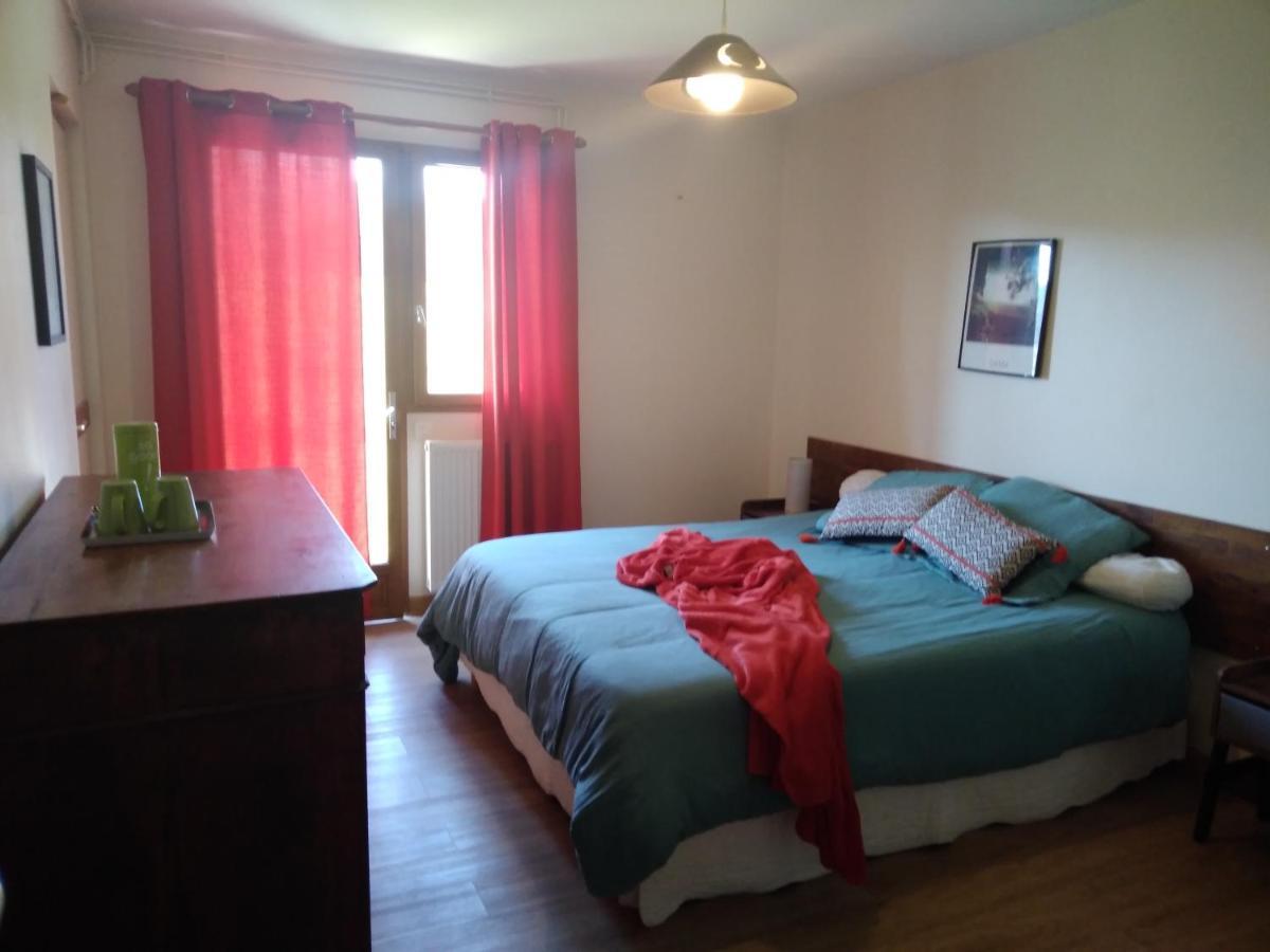 Hotel Au Bonheur Du Cedre Saint-Lattier Zewnętrze zdjęcie